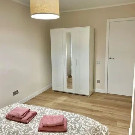 Apartmán En Con Parking Y Wifi Oviedo
