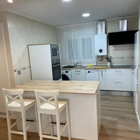 En Con Parking Y Wifi اوفيدو