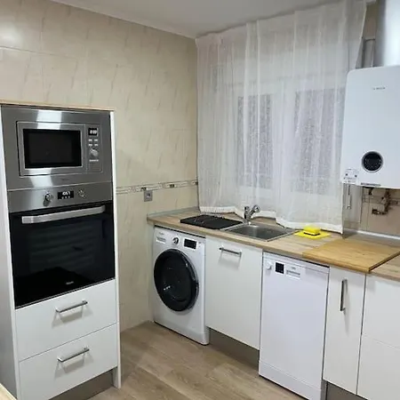 En Con Parking Y Wifi * Oviedo