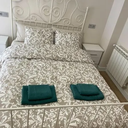 Apartmán En Con Parking Y Wifi *